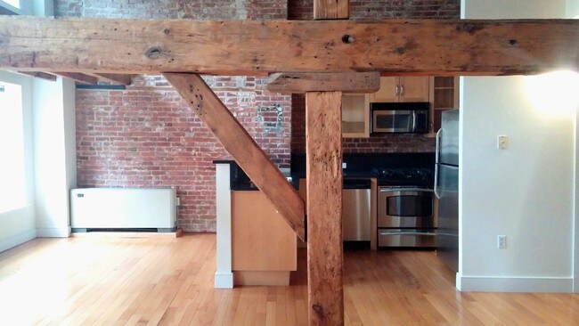 Building Photo - 36 Peck Slip