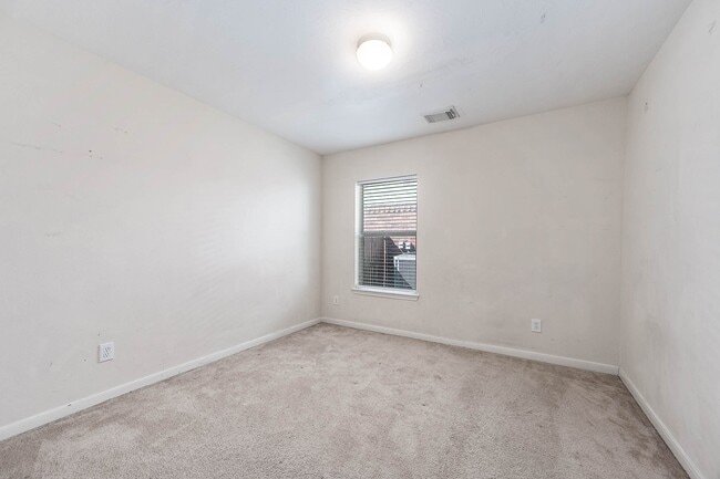Foto del edificio - 7814 Rocky Peak Ln
