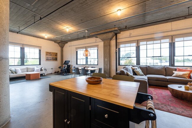 STOREHOUSE LOFTS - Apartments in Alameda, CA | Apartments.com