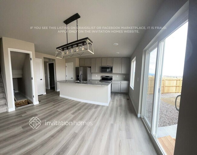 Foto del edificio - 10082 Luneth Dr