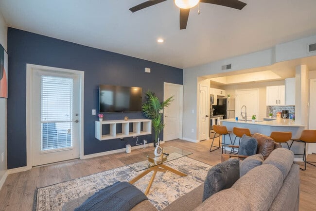 Foto del edificio - 10 W Minnezona Ave