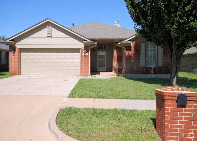 FRONT - 16405 Osceola Trl