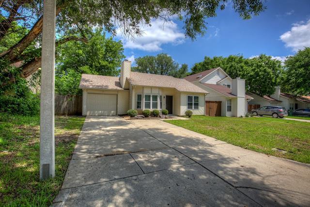 Building Photo - 5519 Bainbridge Dr
