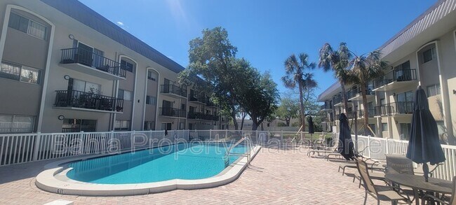 Foto del edificio - 4611 W Fig St