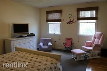 Building Photo - 3 br, 2.5 bath House - 88 Princeton Ave
