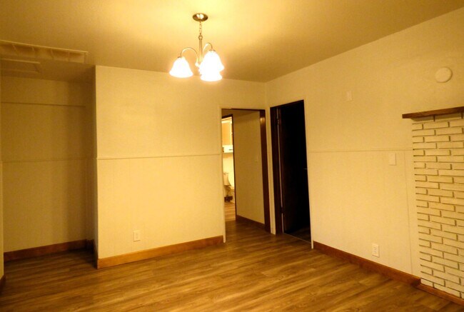 Foto del edificio - 3 bed 2 bath home in South Salem