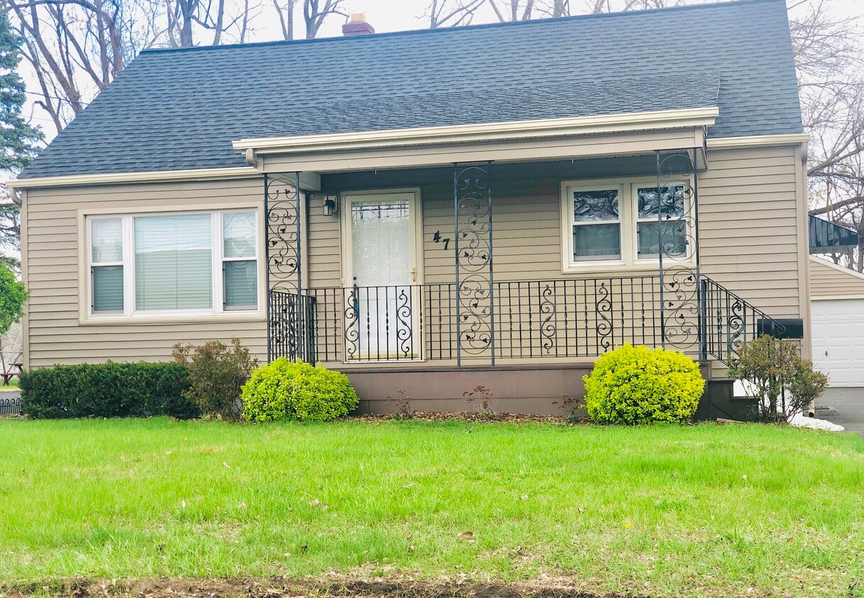 Foto principal - 47 Lockrow Blvd