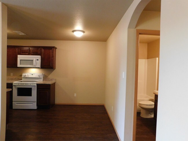 Building Photo - 1470 OK-9