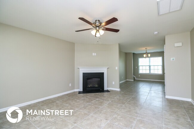 Foto del edificio - 538 Salem Springs Dr