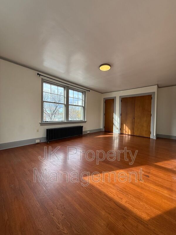 Foto del edificio - 310 5th St N