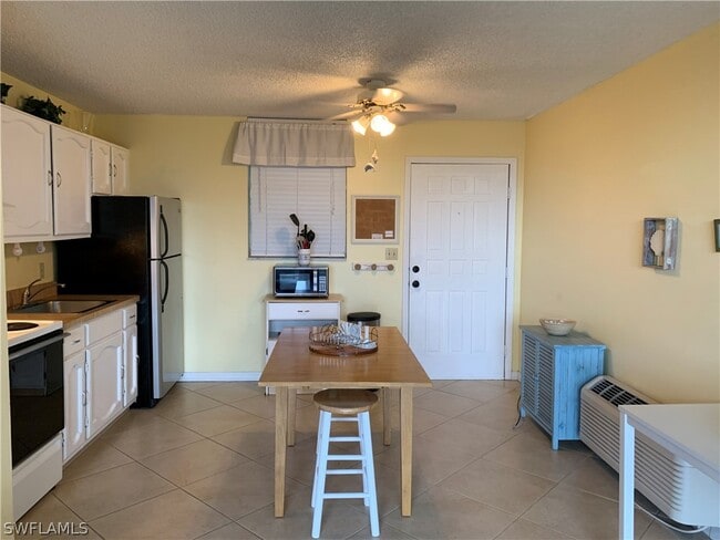 Building Photo - 5500 Bonita Beach Rd SW