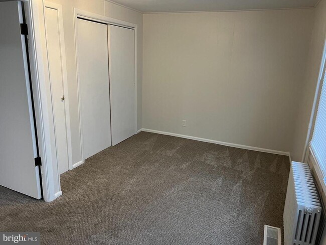 Foto del edificio - 1455 E Wheat Rd