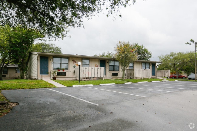 Building Photo - Bel Aire Building Photo - Bel Aire