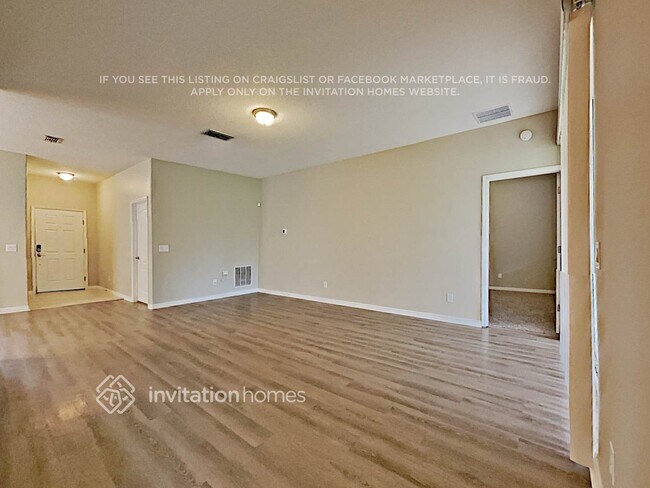 Foto del edificio - 14255 Queenside St
