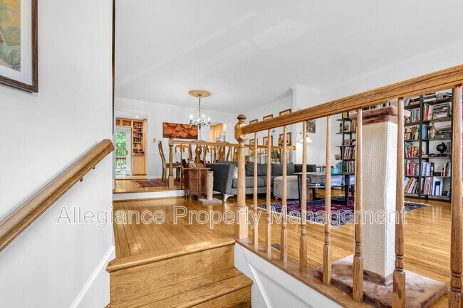 Foto del edificio - 6861 Williamsburg Pond Ct
