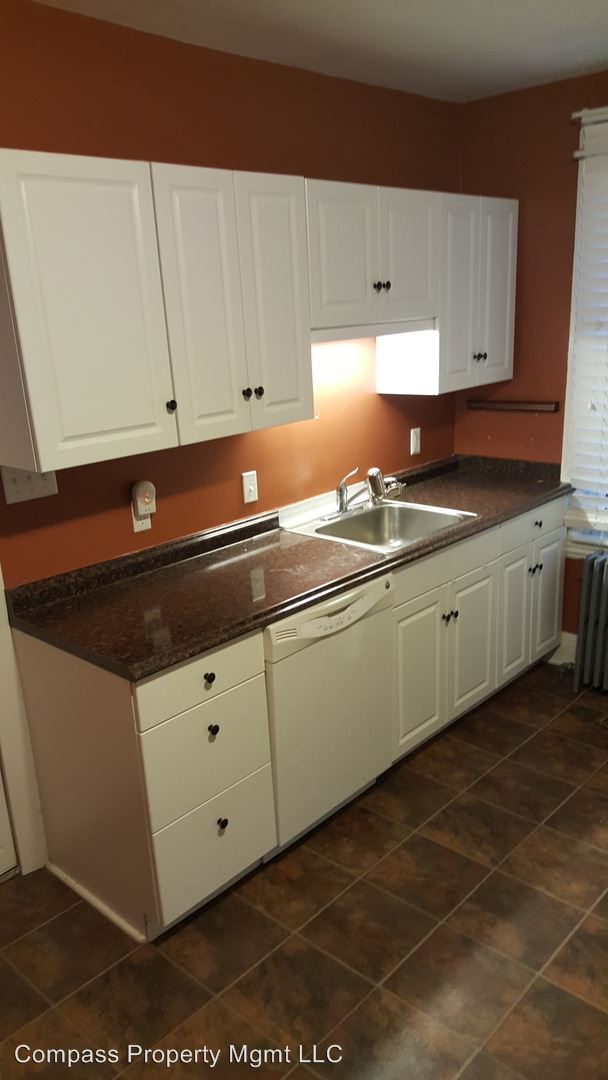 Building Photo - 3401 Compass Rd