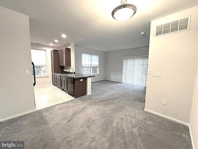 Foto del edificio - 417 Highland Ests