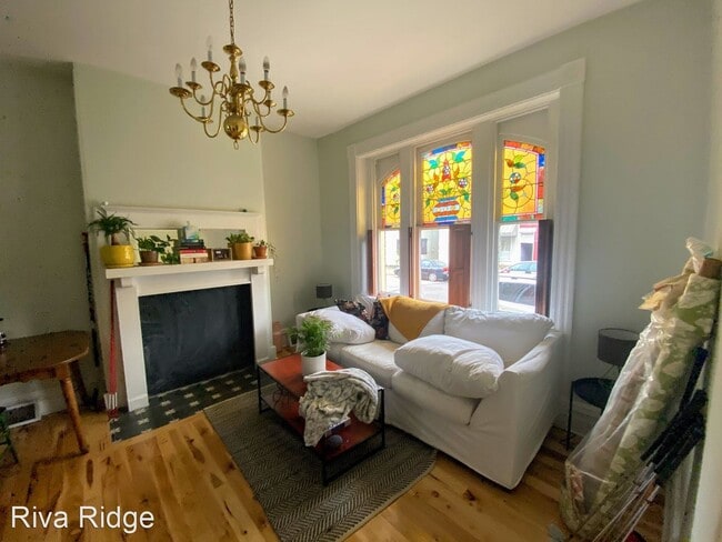 Building Photo - 3 br, 3 bath House - 2319 Jane Street