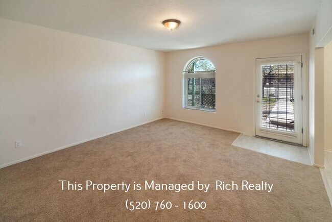 Foto del edificio - Nice 3Bd/2Ba-Convenient to UA, Downtown & ...