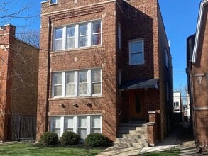Building Photo - 5354 W Byron St