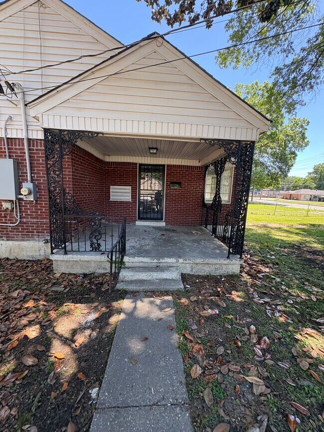Foto del edificio - 3904 Kimball Ave