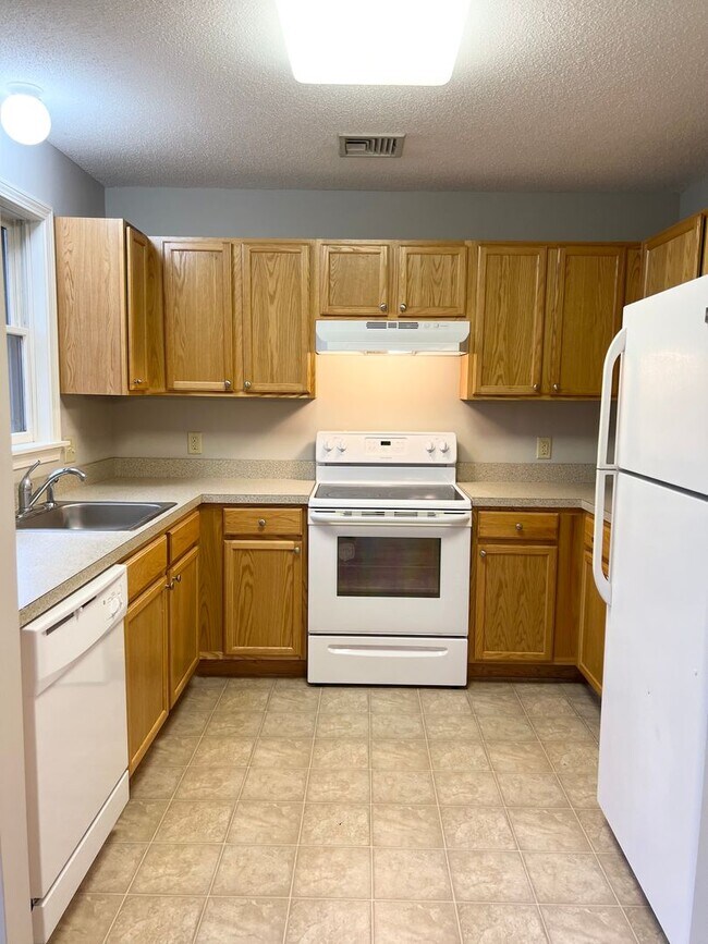 Foto del edificio - Rarely available Lake Vista Townhouse - en...