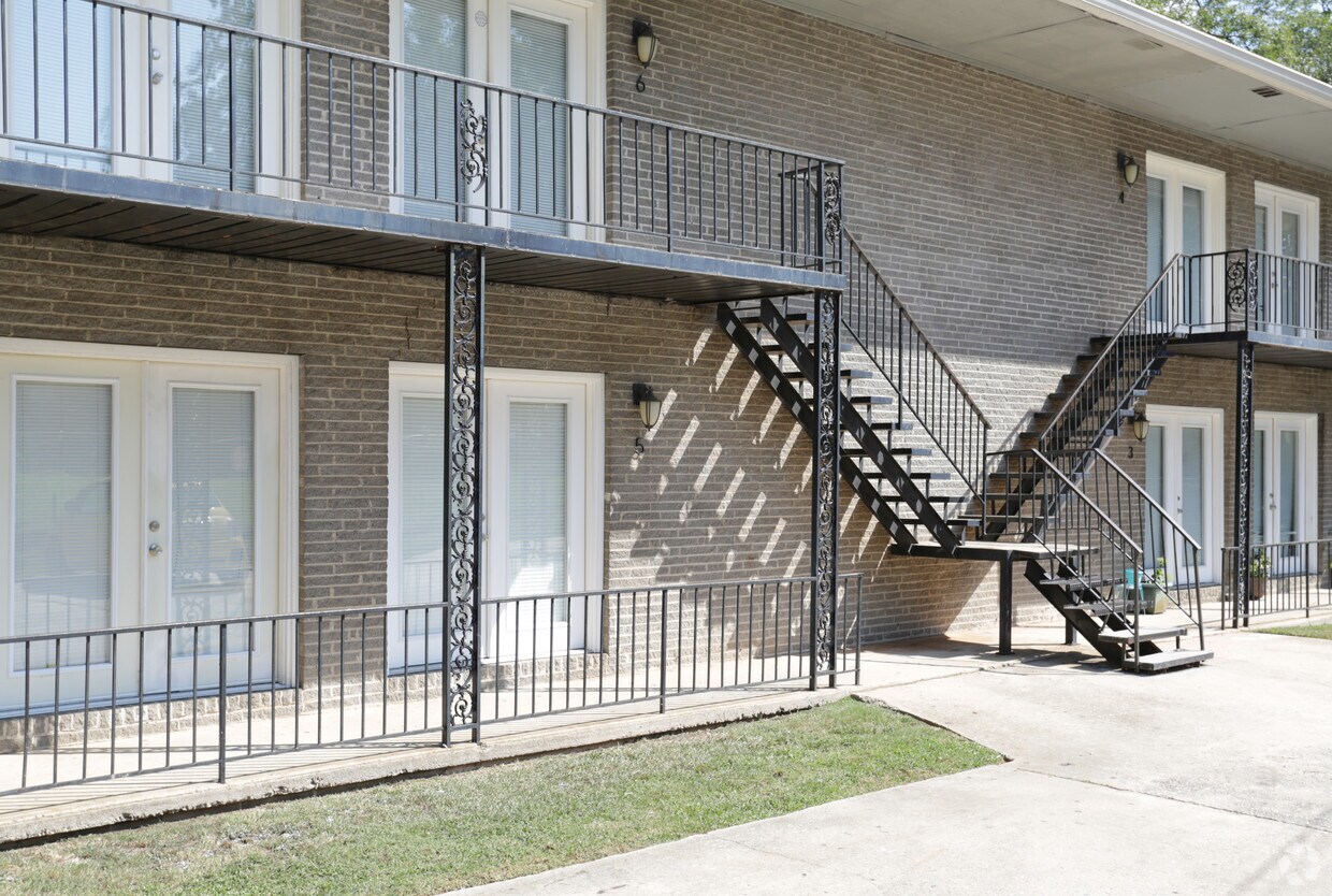 Foto del edificio - 3196 Church St