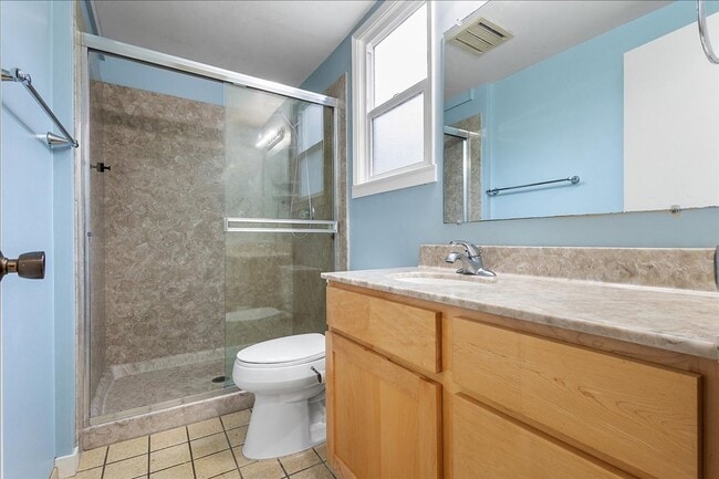 Building Photo - 2148 1/2 Santa Clara Ave - 2 bedroom | 1 b...