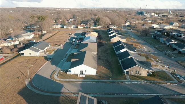 Foto del edificio - 806 Parkside Ln