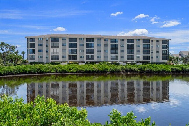 Building Photo - 8251 Brent St