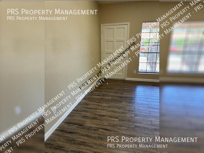 Building Photo - 1331 W Stottler Dr