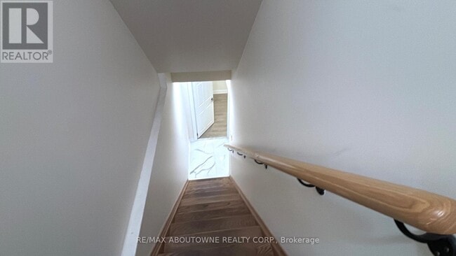 Building Photo - 519 Downes Jackson Heights