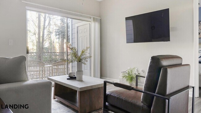 Foto del edificio - 100 Peyton Pl SW
