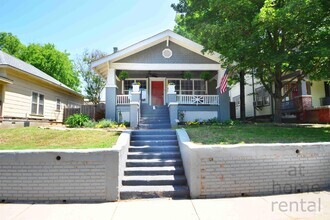 Building Photo - 1437 S Elwood Ave