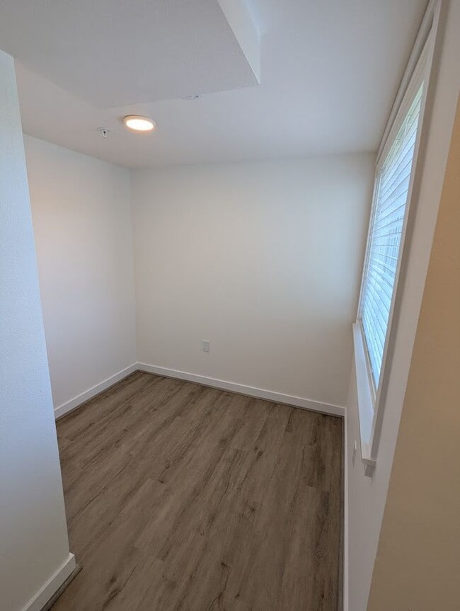 Interior Photo - Equinox