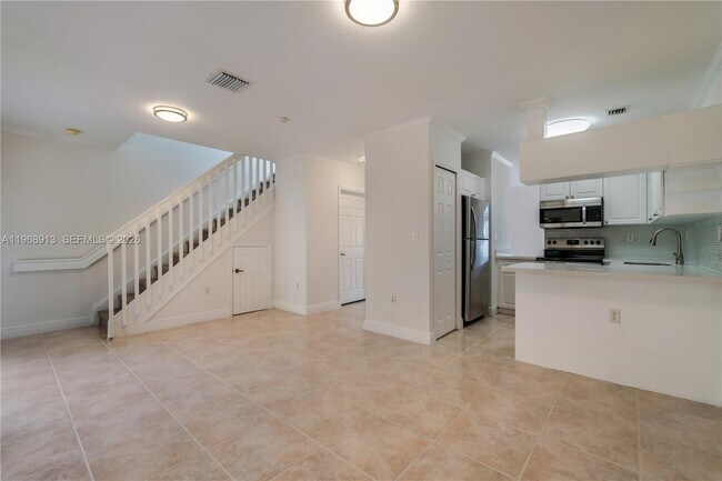 Building Photo - 7733 SW 94th Ln