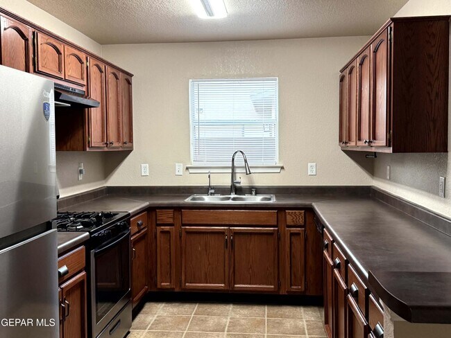 Foto del edificio - 14036 Volcanic Rock Dr