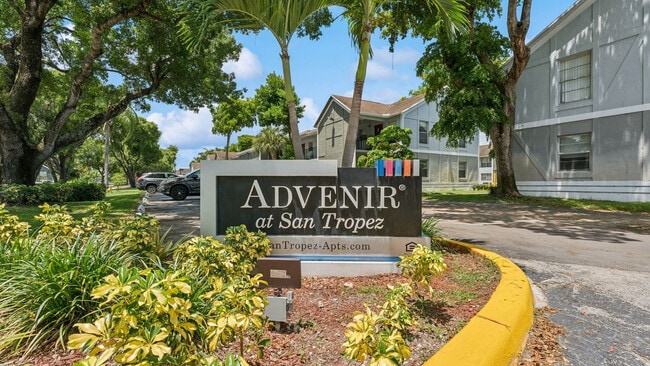 Foto del edificio - Advenir at San Tropez