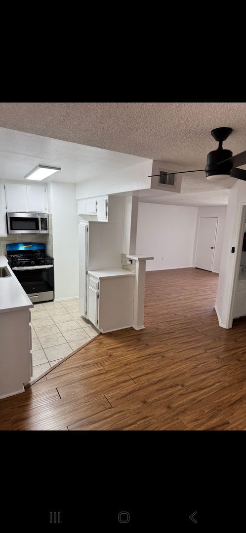 Building Photo - Gresham Street Apartments