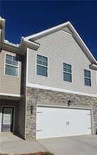 Building Photo - 3800 Prospect Point Dr