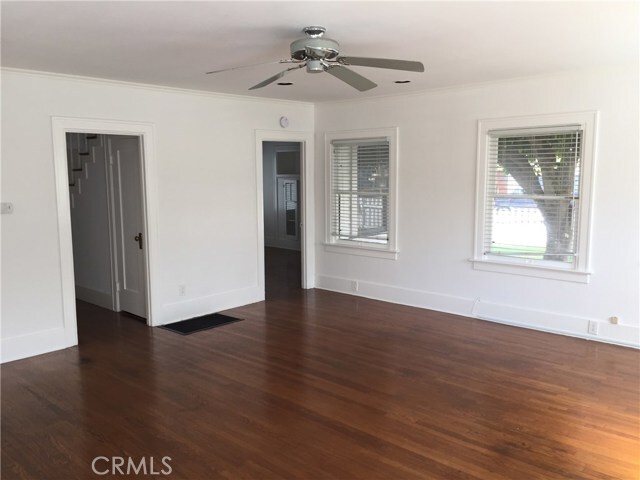 Foto del edificio - 1085 Loma Dr