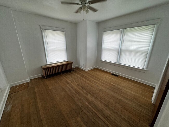 Foto del edificio - 1411 Yale Ave NW