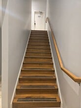 Building Photo - 913 Walker St