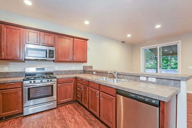 Building Photo - 2513 96th St SE