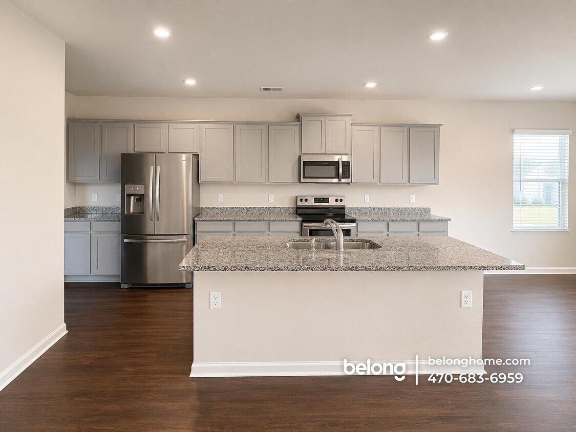 Building Photo - 933 Nandina Ln