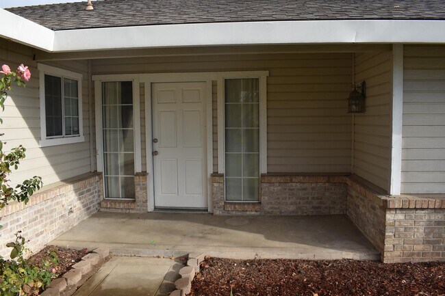 Building Photo - 3702 Duke Ct