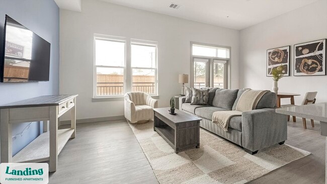 Foto del edificio - 3706 Goodwin Ave