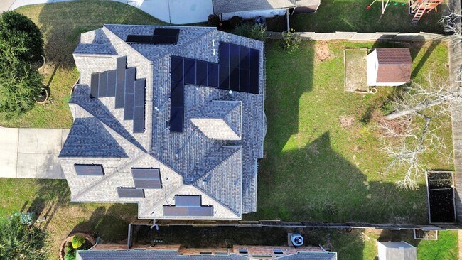 Foto del edificio - 3544 Woods Estates Dr