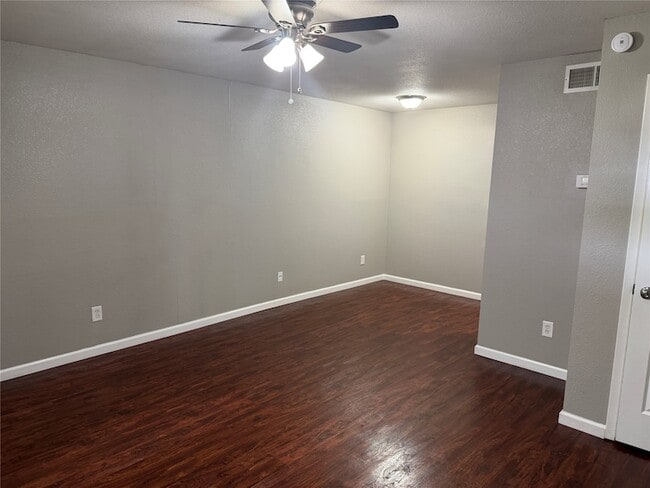 Photo - 357 NW Newton Drive Apartment
