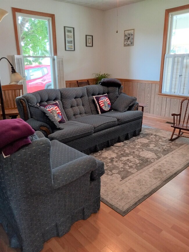 Foto del edificio - 1163 Keezletown Rd